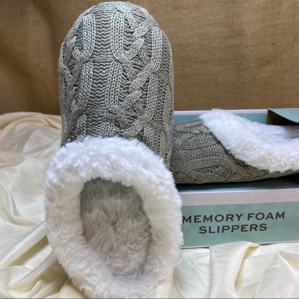 Memory Foam Home Collection Comfort Slippers